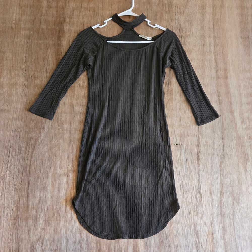 Fitted Olive Green Ribbed Whimsigoth Choker Cold Shoulder Dress Small